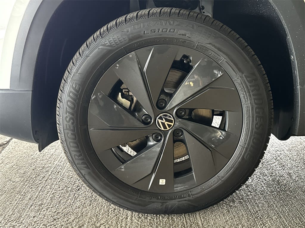 Thumbnail: 2025 Volkswagen Taos - 8