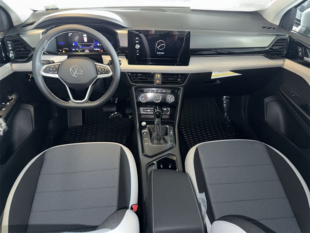 Thumbnail: 2025 Volkswagen Taos - 13