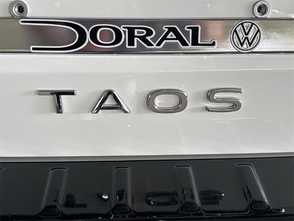 Thumbnail: 2025 Volkswagen Taos - 7