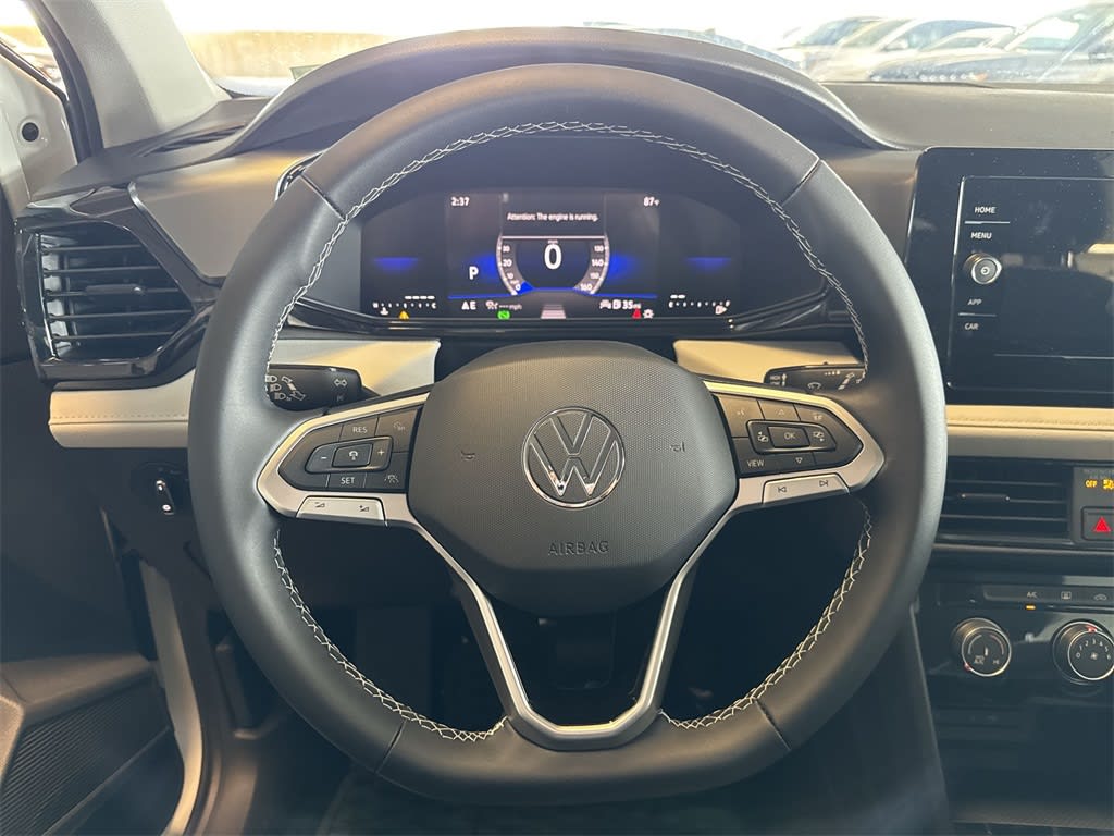 Thumbnail: 2025 Volkswagen Taos - 10