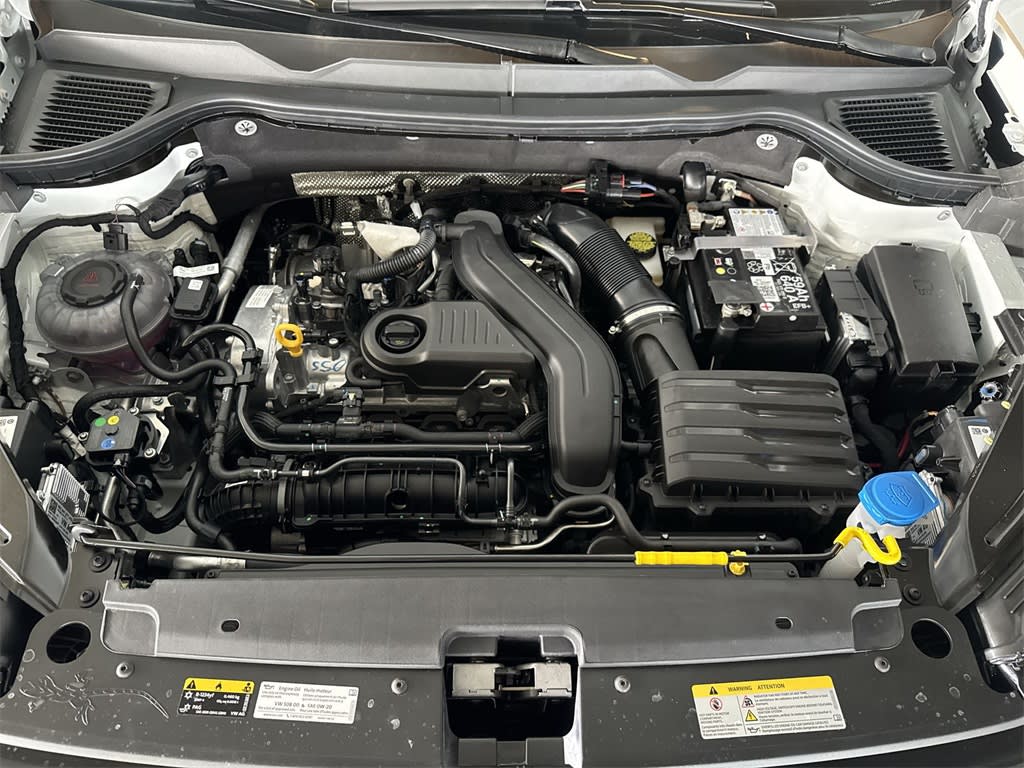 Thumbnail: 2025 Volkswagen Taos - 9