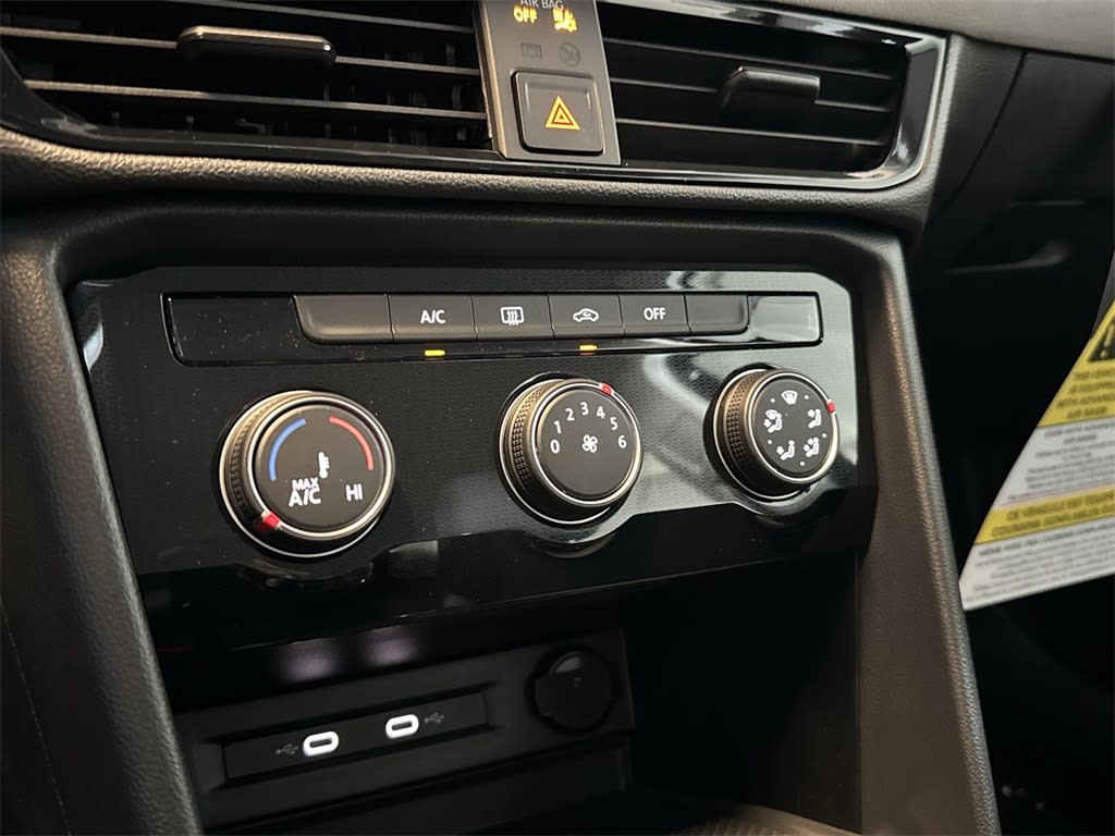 Thumbnail: 2025 Volkswagen Taos - 26