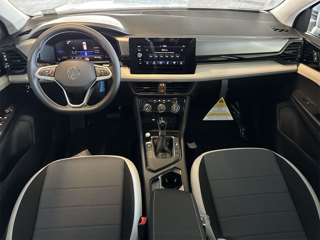 Thumbnail: 2025 Volkswagen Taos - 13