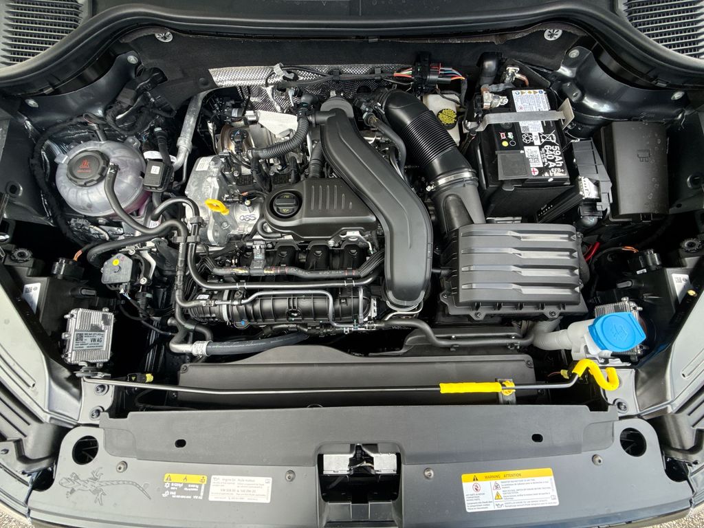 Thumbnail: 2026 Volkswagen Taos - 9