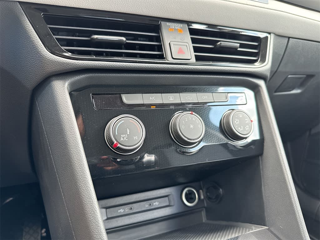 Thumbnail: 2025 Volkswagen Taos - 27