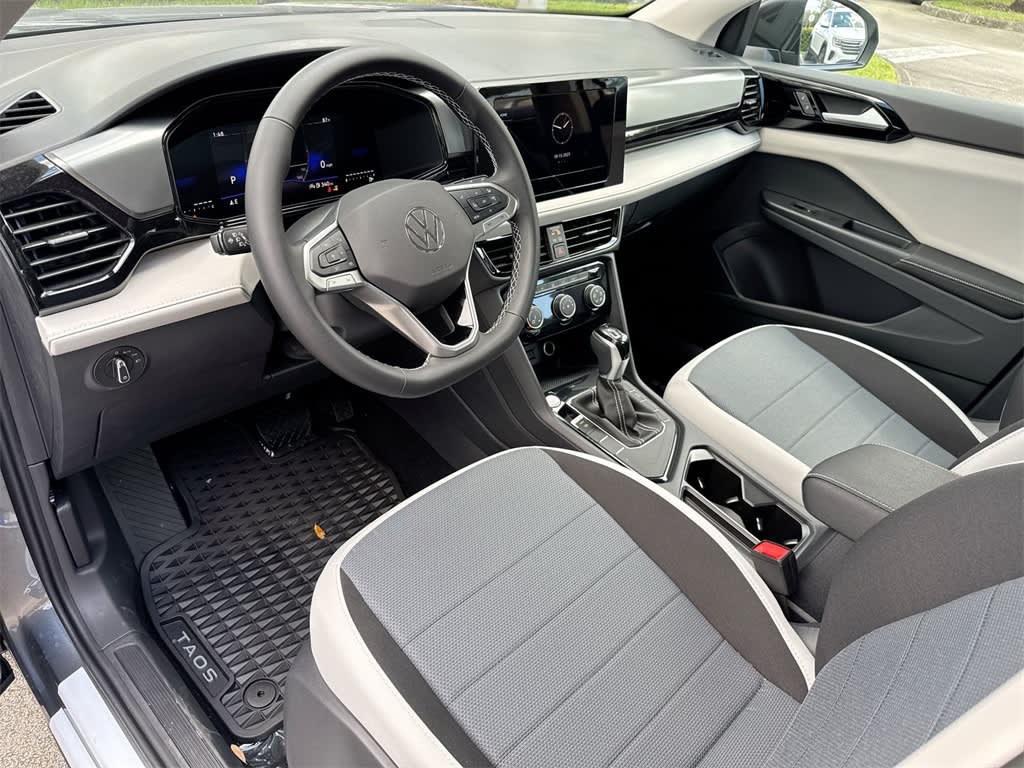 Thumbnail: 2025 Volkswagen Taos - 2