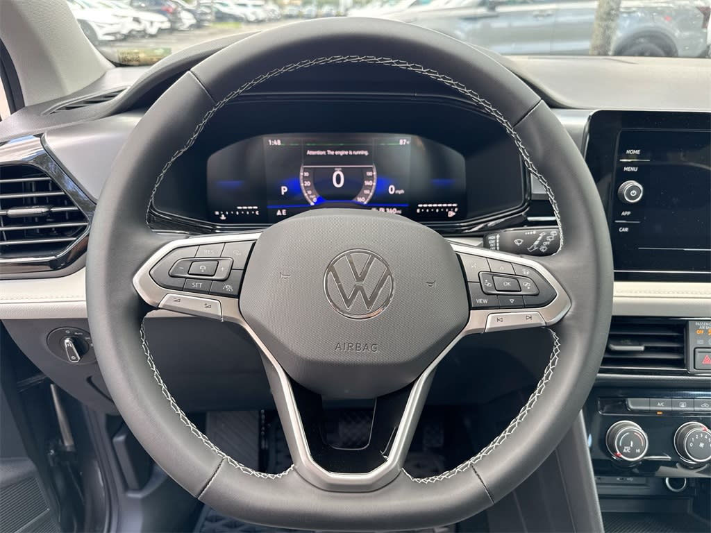 Thumbnail: 2025 Volkswagen Taos - 9