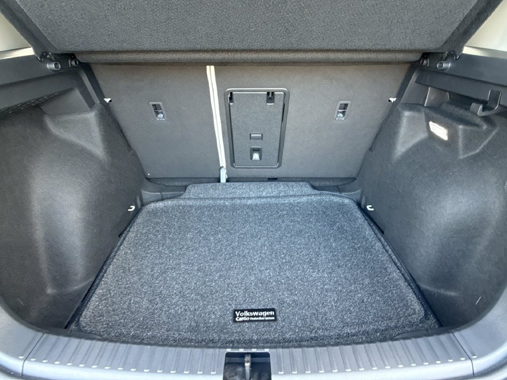 Thumbnail: 2026 Volkswagen Taos - 16