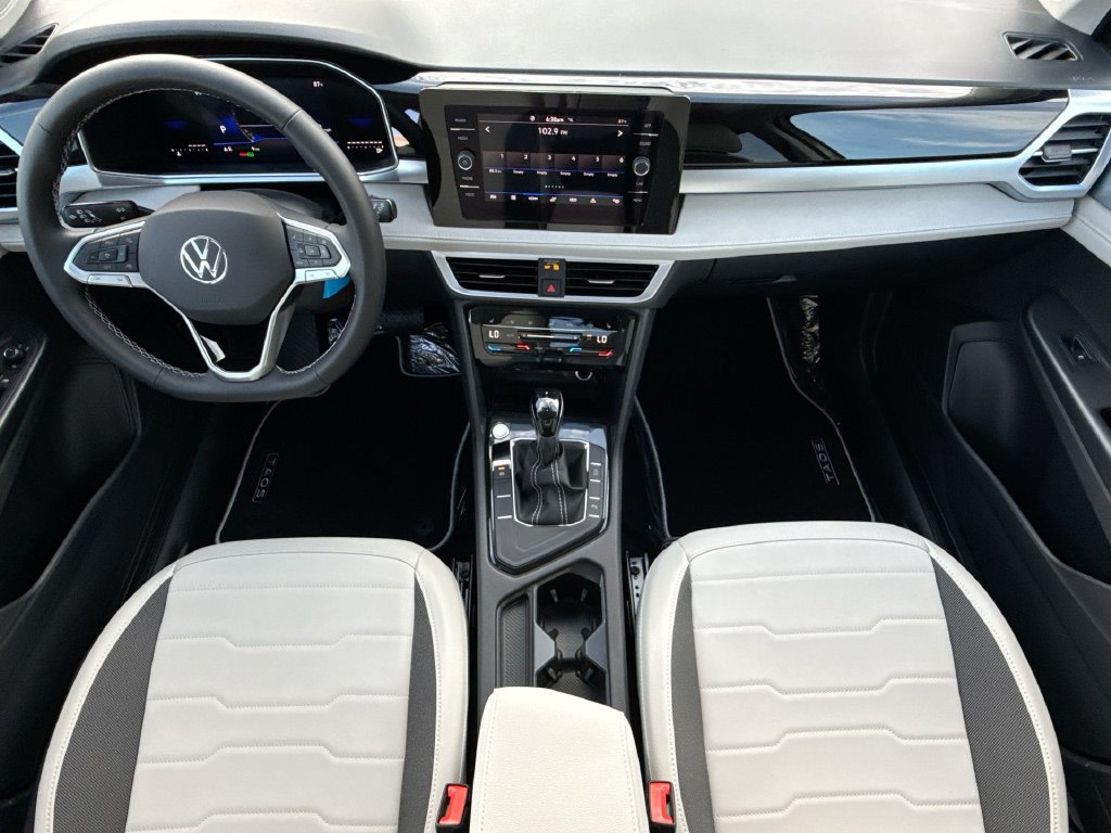 Thumbnail: 2026 Volkswagen Taos - 13