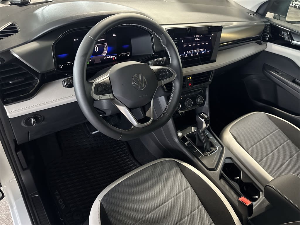 2025 Volkswagen Taos S 2
