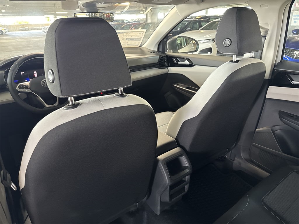 2025 Volkswagen Taos S 12
