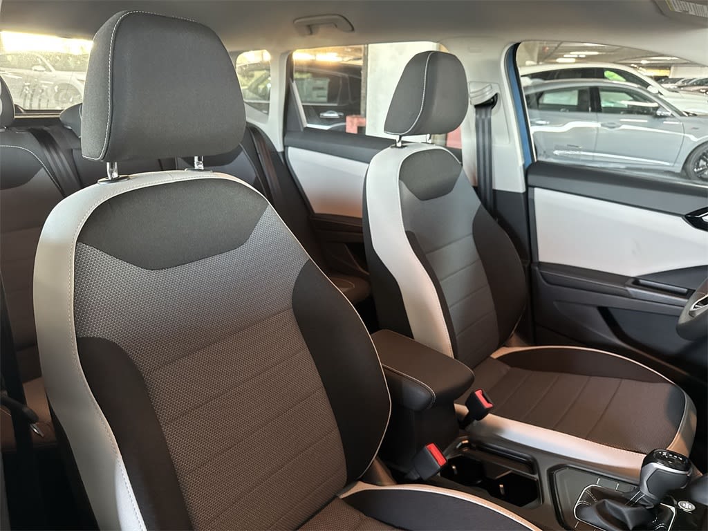 Thumbnail: 2025 Volkswagen Taos - 12