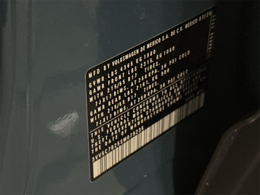 Thumbnail: 2025 Volkswagen Taos - 20