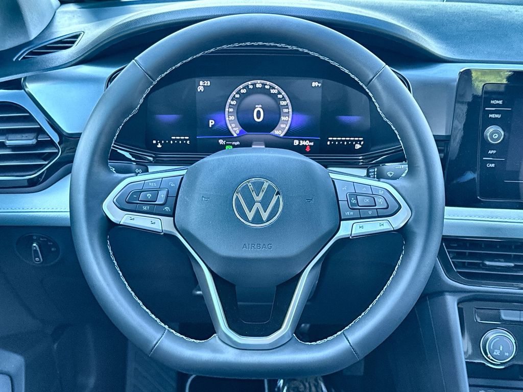 Thumbnail: 2026 Volkswagen Taos - 9