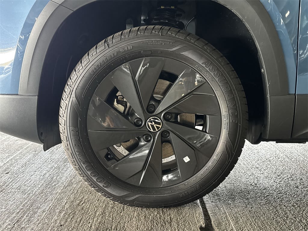 Thumbnail: 2025 Volkswagen Taos - 7