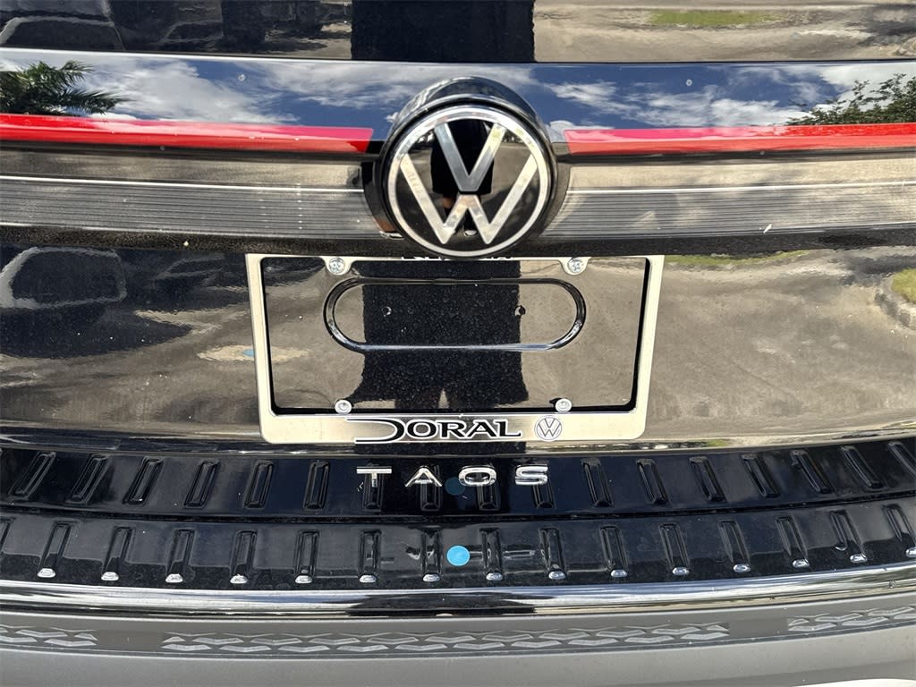 Thumbnail: 2025 Volkswagen Taos - 6