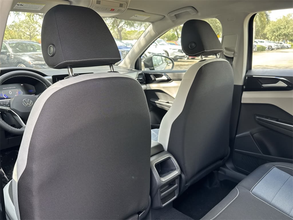 Thumbnail: 2025 Volkswagen Taos - 28