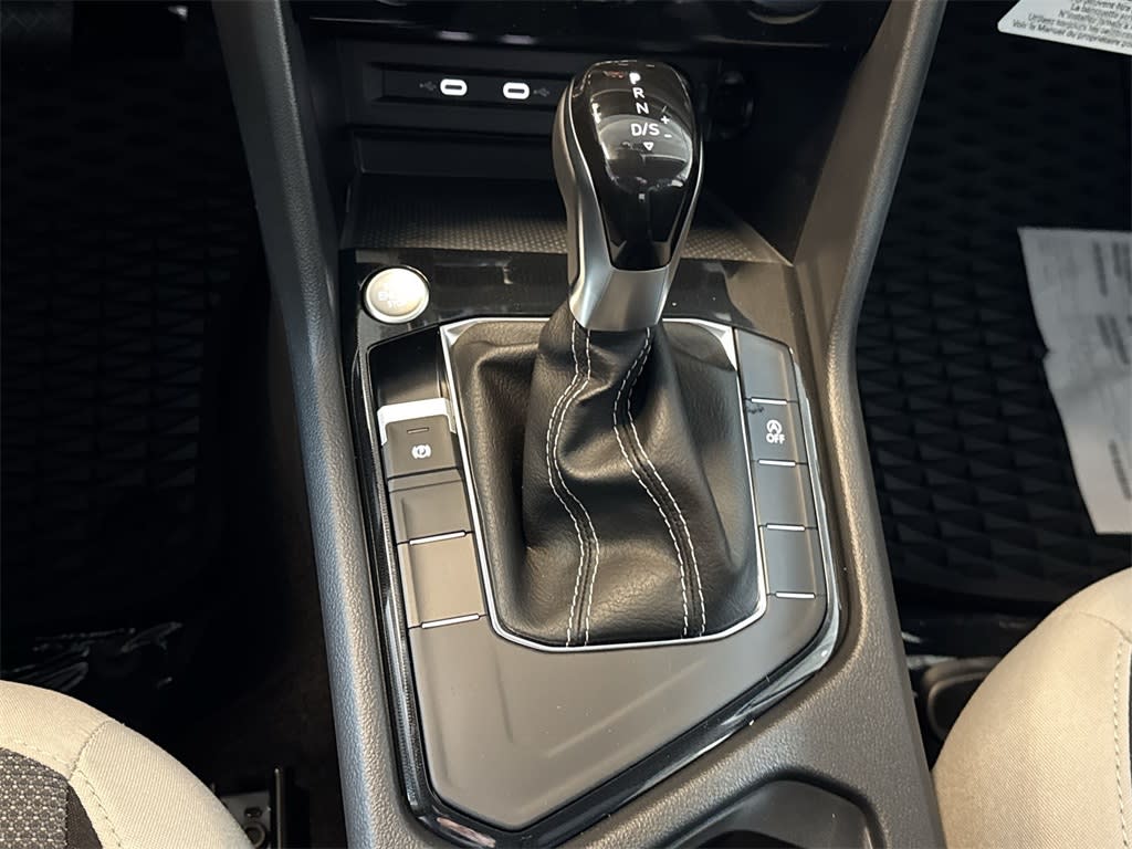 Thumbnail: 2025 Volkswagen Taos - 14