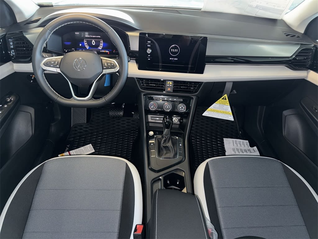 Thumbnail: 2025 Volkswagen Taos - 12