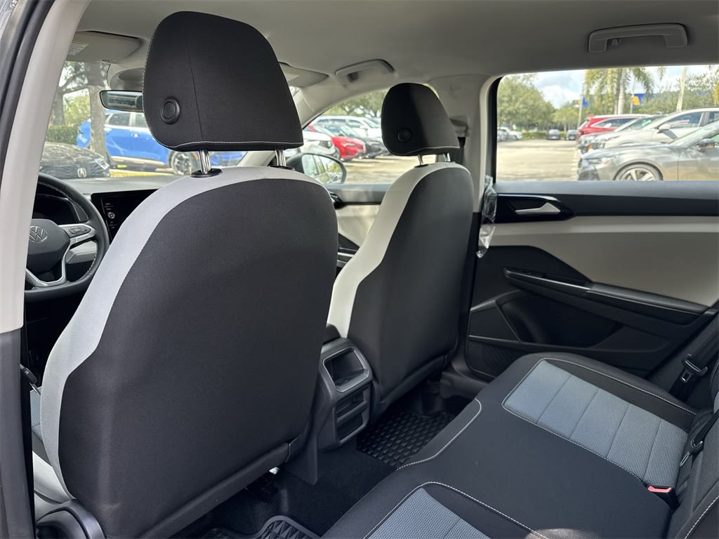 Thumbnail: 2025 Volkswagen Taos - 28