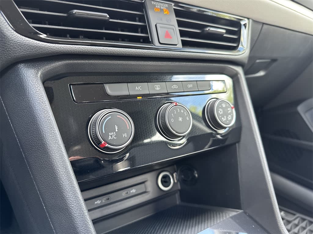 Thumbnail: 2025 Volkswagen Taos - 27