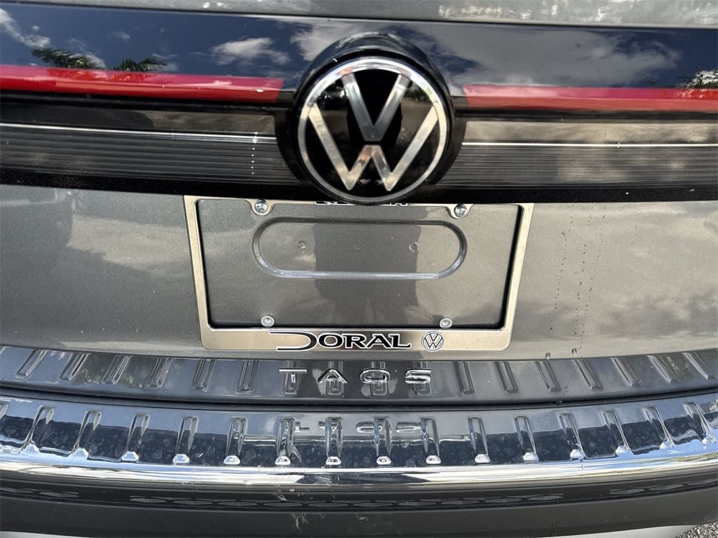 Thumbnail: 2025 Volkswagen Taos - 7