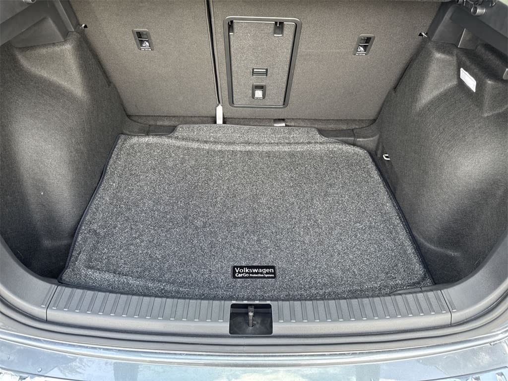 Thumbnail: 2025 Volkswagen Taos - 18