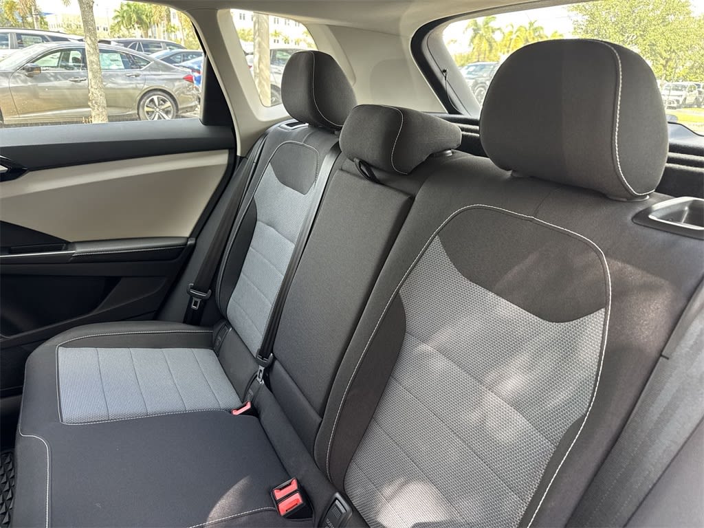 Thumbnail: 2025 Volkswagen Taos - 13