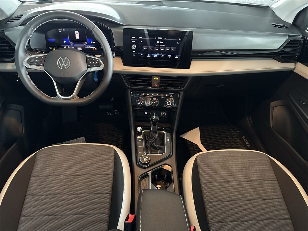 Thumbnail: 2025 Volkswagen Taos - 12