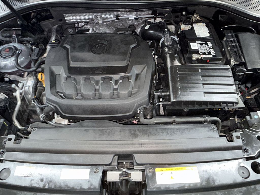 Thumbnail: 2023 Volkswagen Tiguan - 9