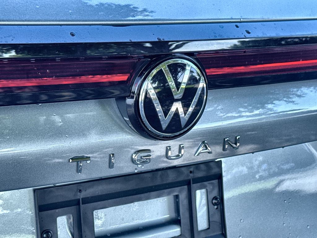 Thumbnail: 2026 Volkswagen Tiguan - 7