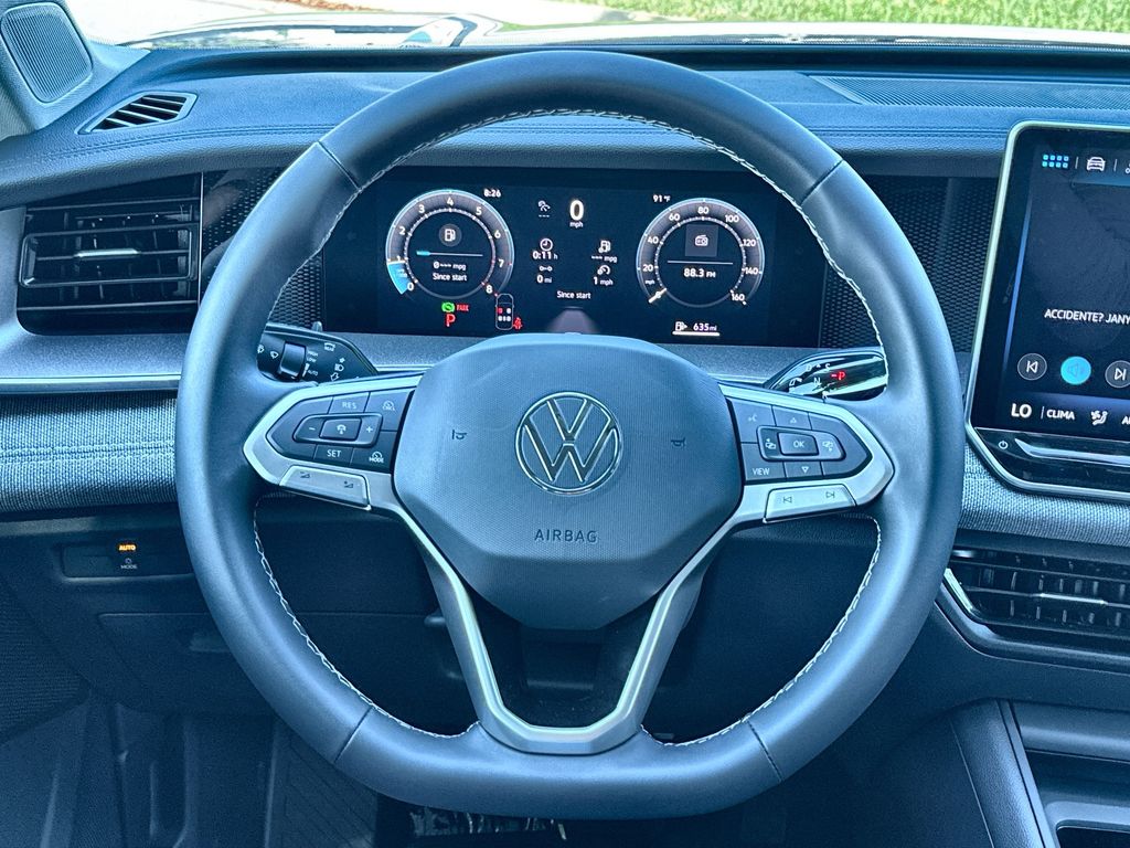 Thumbnail: 2026 Volkswagen Tiguan - 10