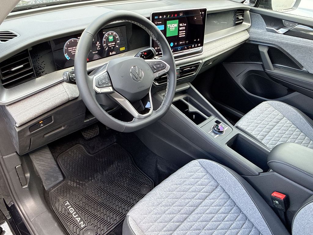 Thumbnail: 2026 Volkswagen Tiguan - 2