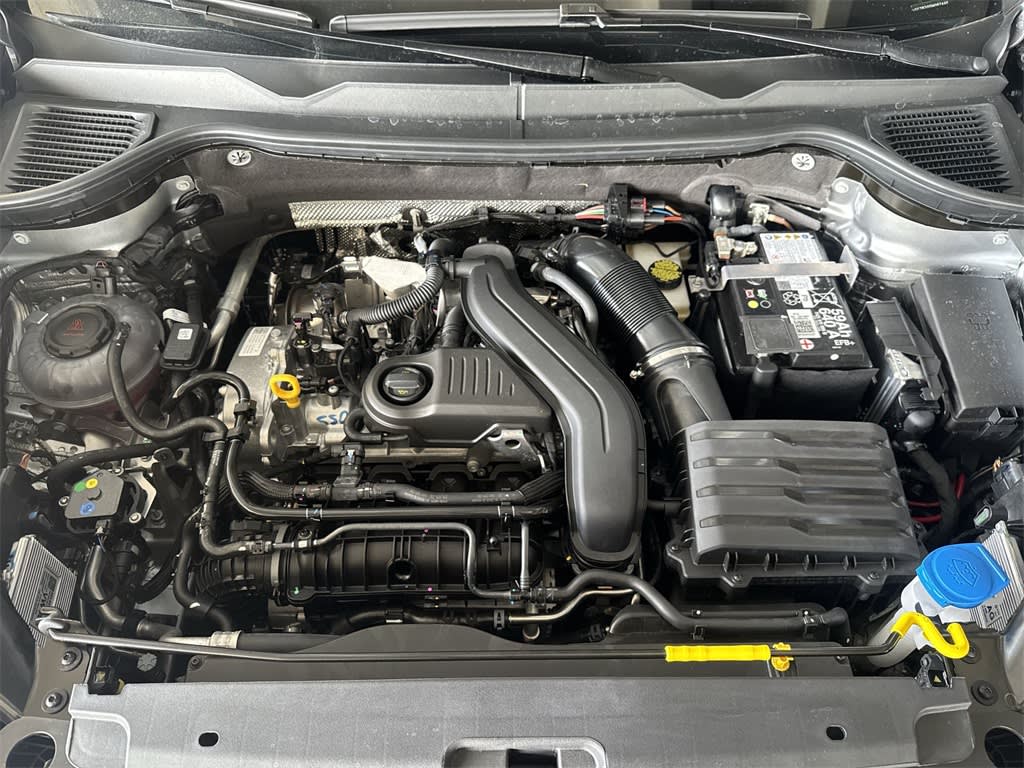 Thumbnail: 2025 Volkswagen Taos - 9