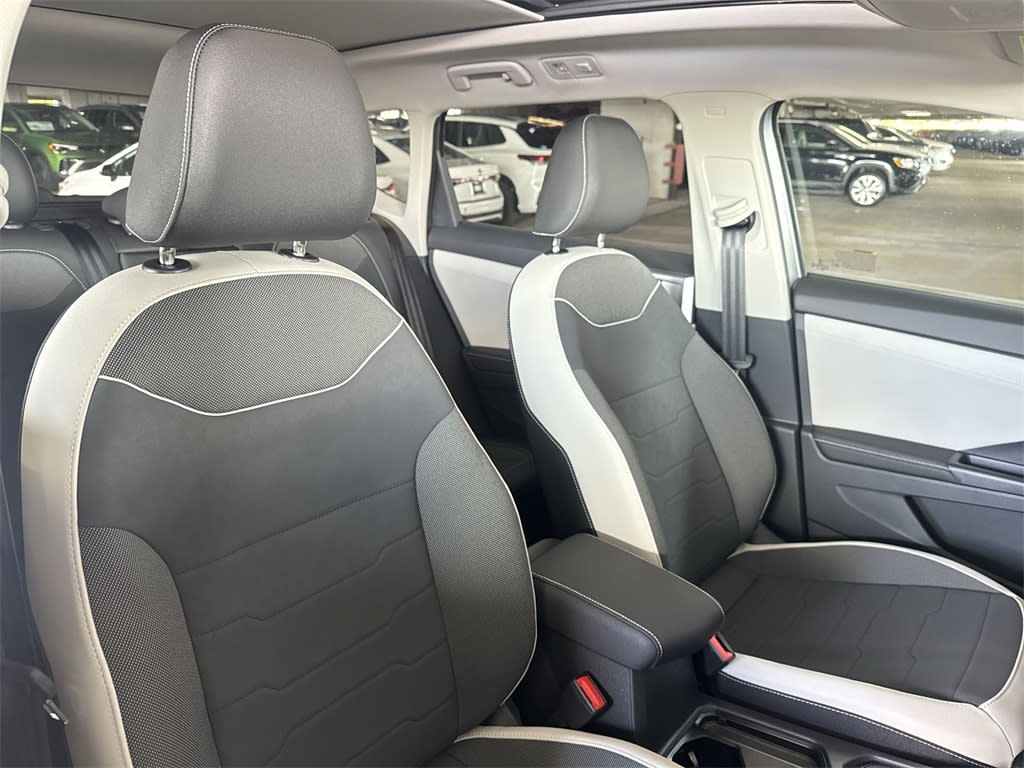 Thumbnail: 2025 Volkswagen Taos - 28