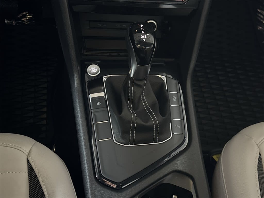 Thumbnail: 2025 Volkswagen Taos - 14