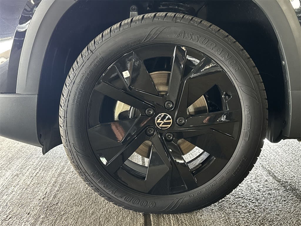 Thumbnail: 2025 Volkswagen Taos - 7