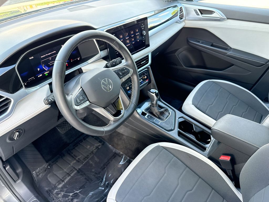 Thumbnail: 2026 Volkswagen Taos - 2