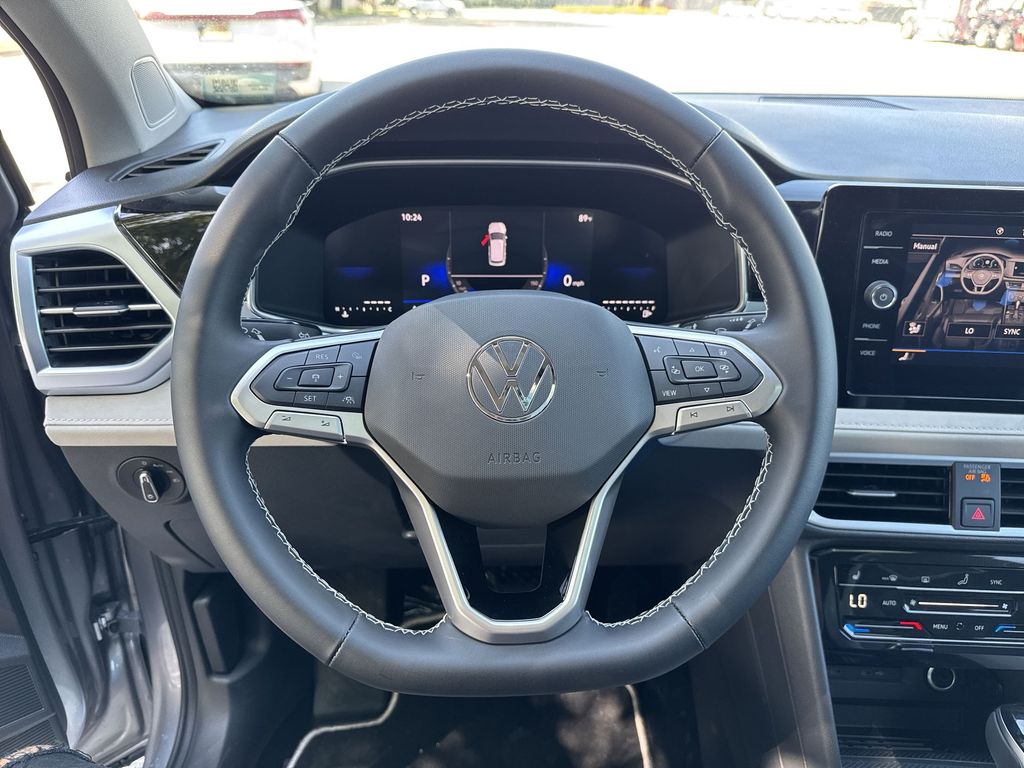 Thumbnail: 2026 Volkswagen Taos - 9