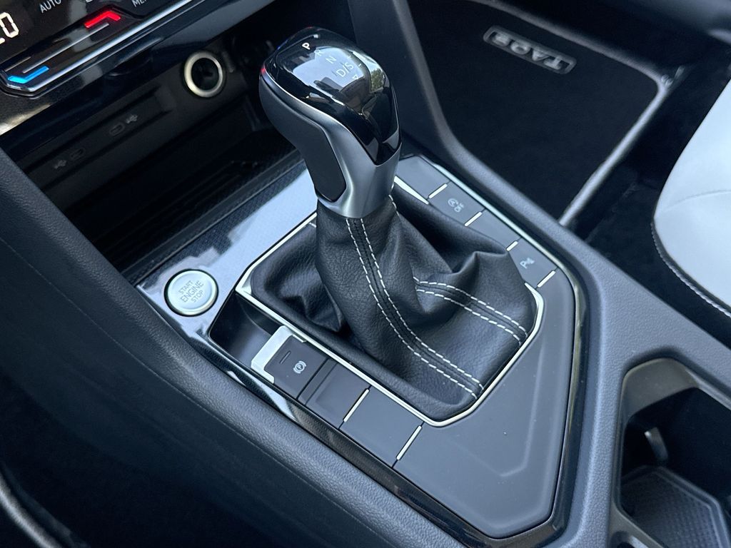 Thumbnail: 2026 Volkswagen Taos - 15