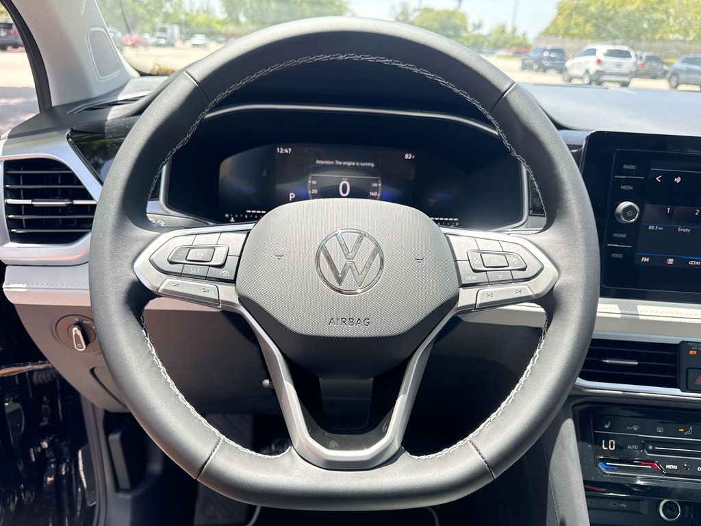 Thumbnail: 2026 Volkswagen Taos - 9
