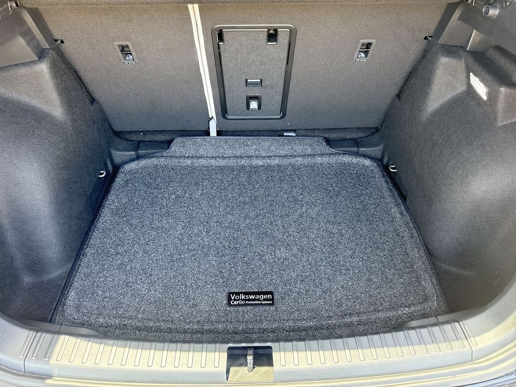 Thumbnail: 2026 Volkswagen Taos - 17