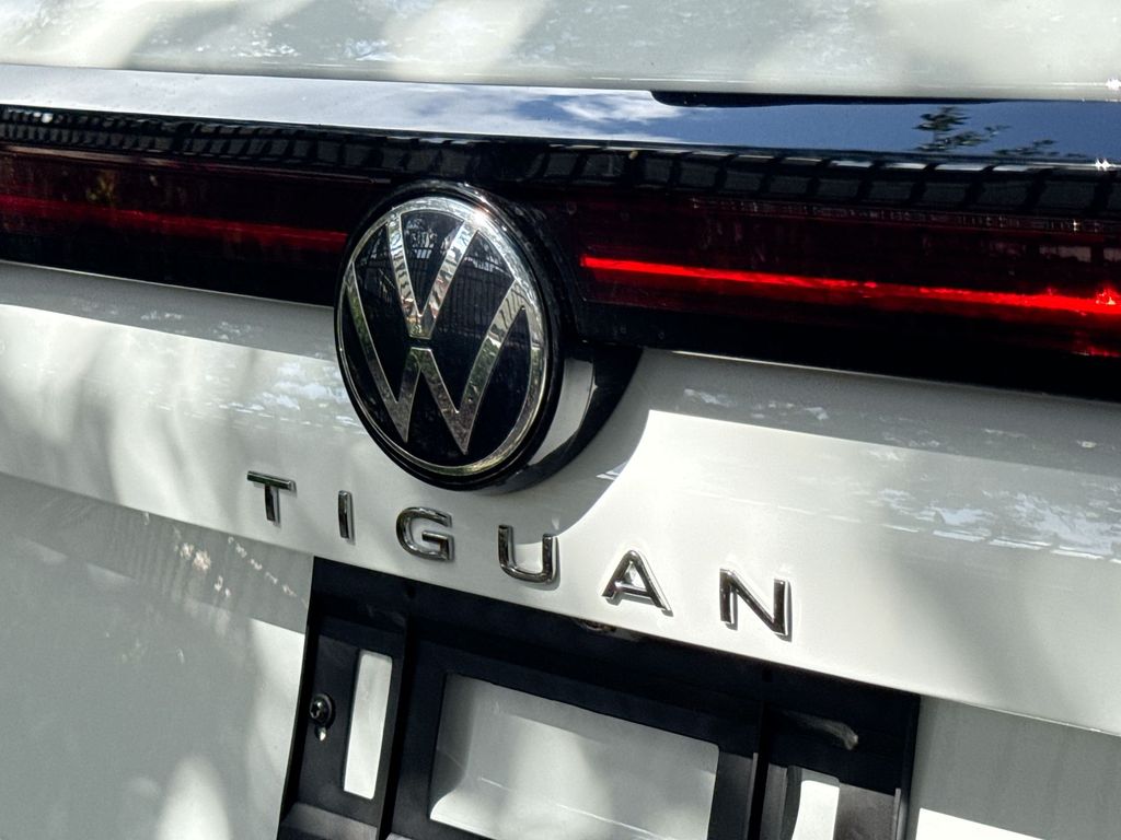 Thumbnail: 2026 Volkswagen Tiguan - 7