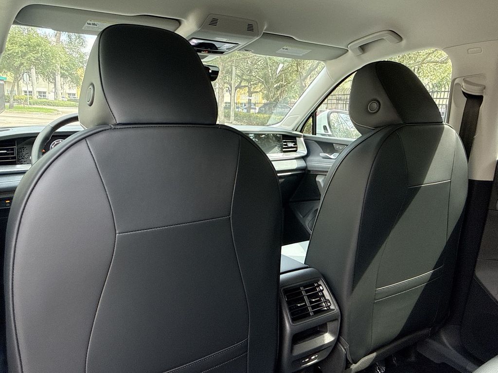 Thumbnail: 2026 Volkswagen Tiguan - 12