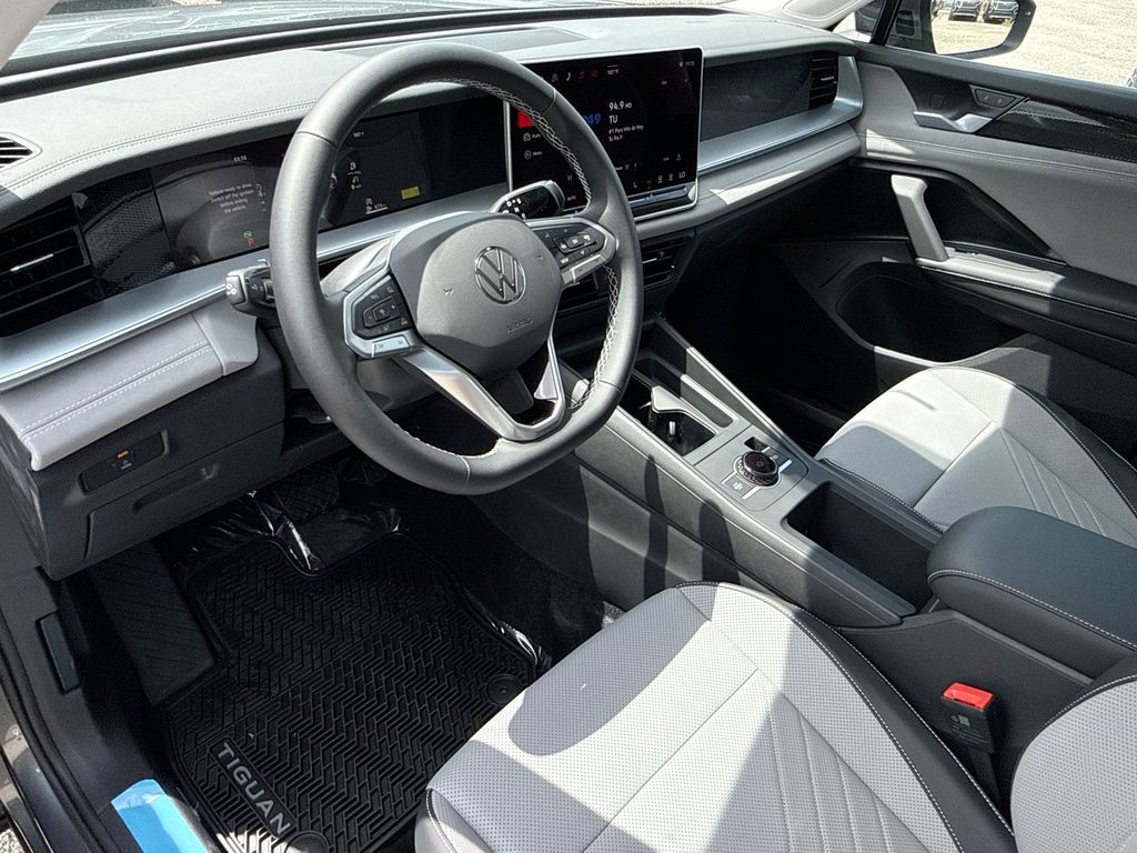 Thumbnail: 2026 Volkswagen Tiguan - 2
