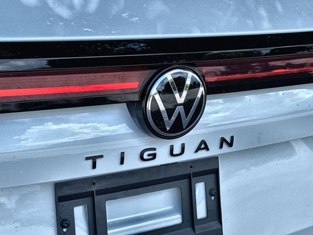 Thumbnail: 2026 Volkswagen Tiguan - 7
