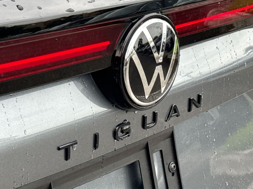 Thumbnail: 2026 Volkswagen Tiguan - 7