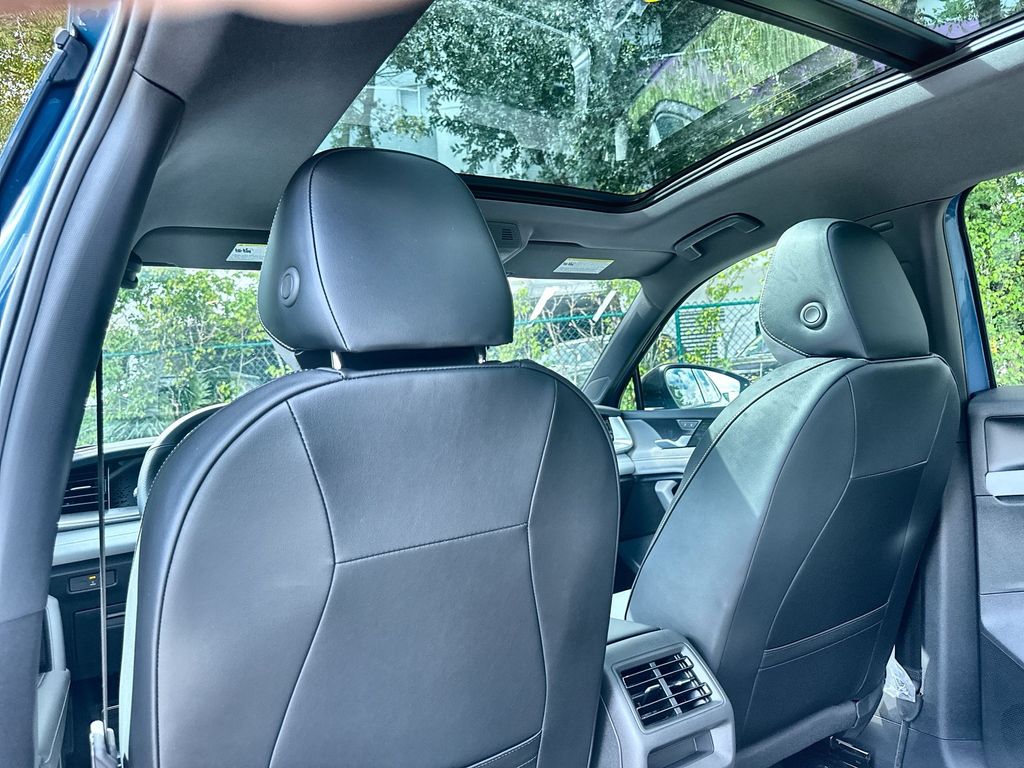 Thumbnail: 2026 Volkswagen Tiguan - 11