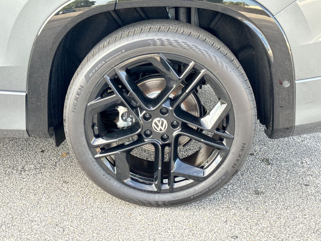 Thumbnail: 2026 Volkswagen Tiguan - 8