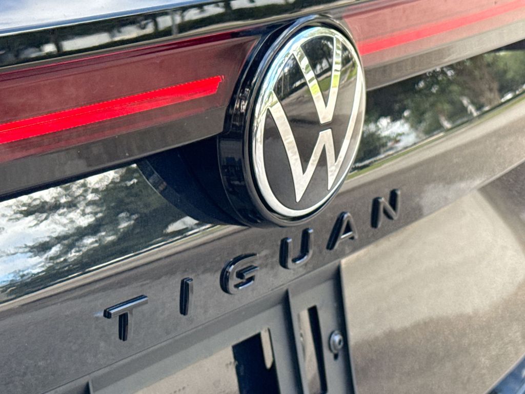 Thumbnail: 2026 Volkswagen Tiguan - 6
